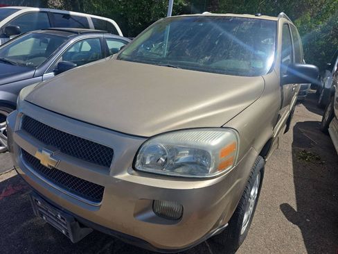 Used 2006 Chevrolet Uplander FWD image 1