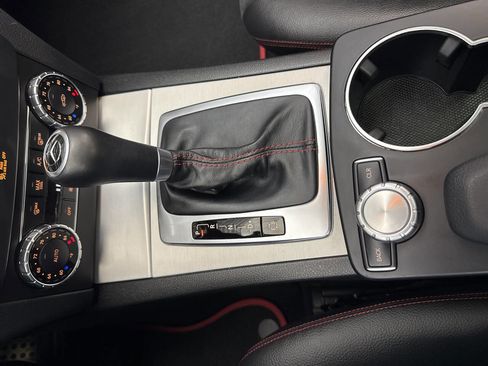 Used 2013 Mercedes-Benz C 300 4MATIC Sedan image 21