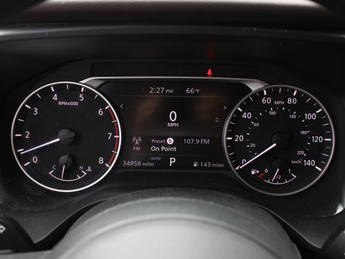 Used 2023 Nissan Rogue S AWD/4WD image 10