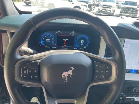 Used 2025 Ford Bronco Heritage Edition AWD/4WD image 30