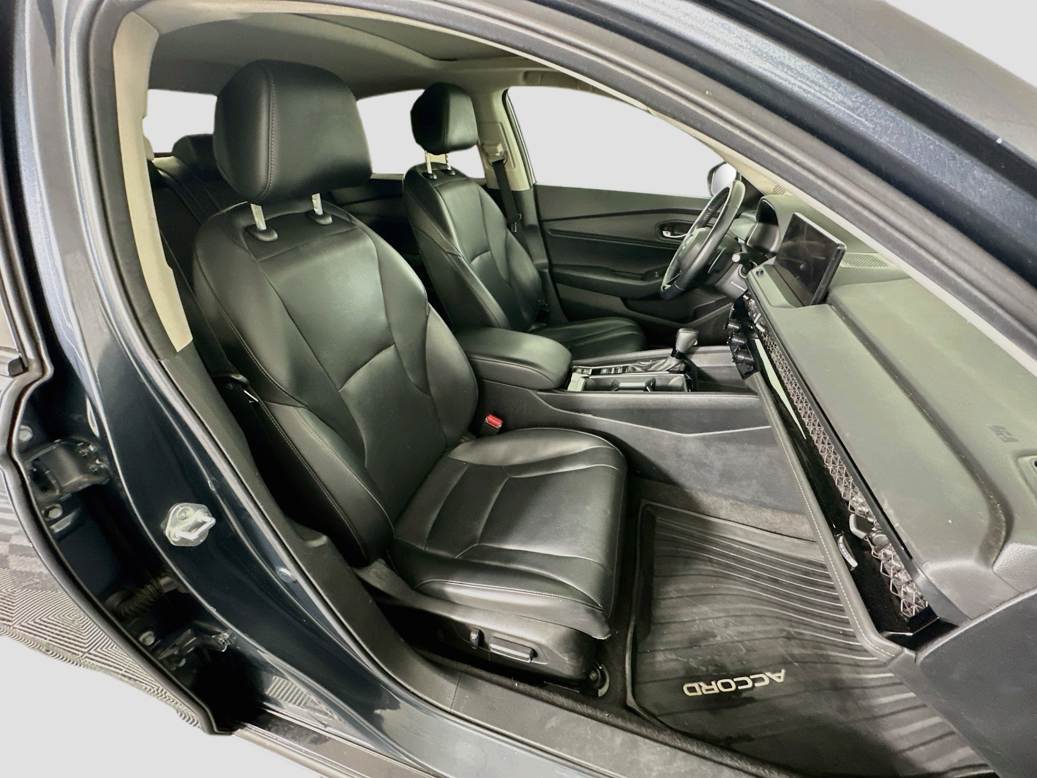 Used 2024 Honda Accord EX-L image 32