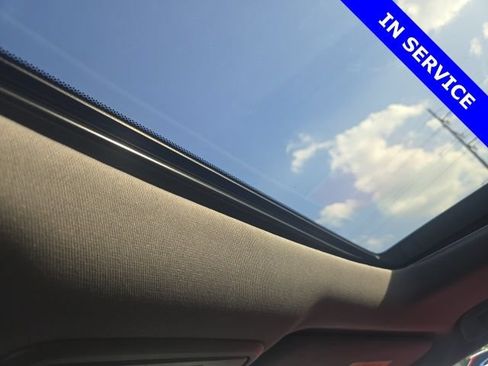 Certified 2024 Honda Odyssey Touring image 10