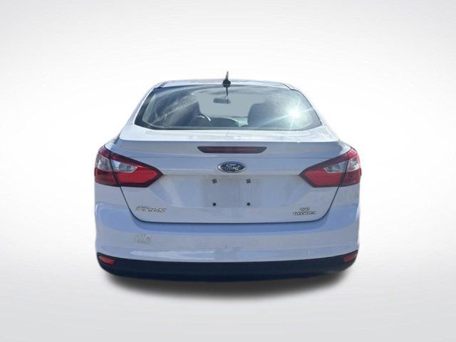 Used 2013 Ford Focus SE FWD image 6