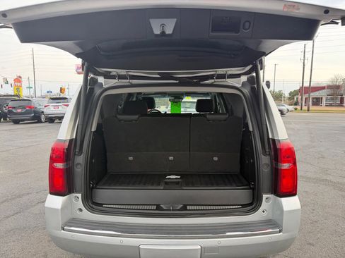 Used 2018 Chevrolet Tahoe Premier RWD image 21