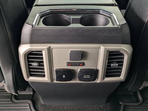 Used 2020 Ford F150 Lariat w/ Equipment Group 502A Luxury AWD/4WD image 20