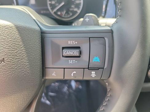 Certified 2026 Nissan Pathfinder SV AWD/4WD image 21
