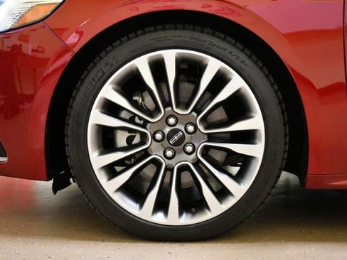 Used 2019 Lincoln Continental Select w/ Continental Climate Package image 52