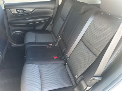 Used 2020 Nissan Rogue SV w/ Premium Package AWD/4WD image 24