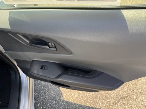 New 2026 Toyota Prius LE FWD image 19