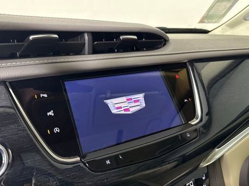 Certified 2024 Cadillac XT6 Premium Luxury w/ Technology Package FWD image 20