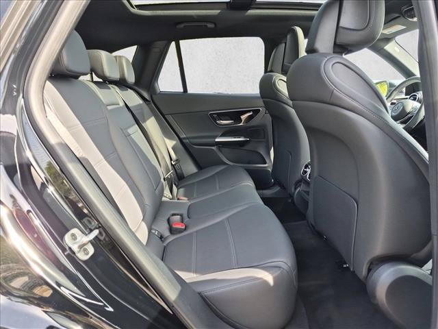 Certified 2026 Mercedes-Benz GLC 300 4MATIC image 21
