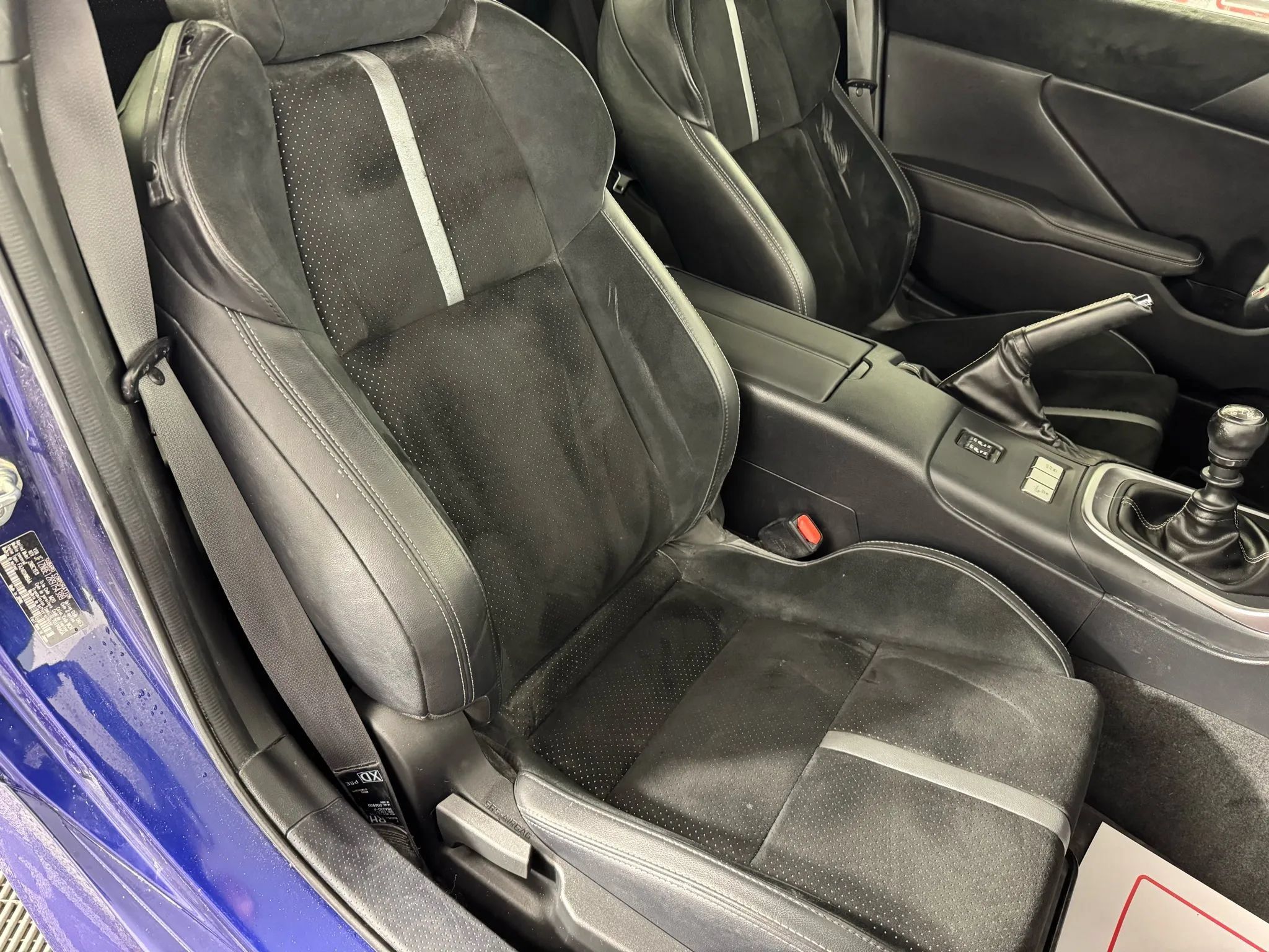 Used 2024 Toyota GR86 Premium RWD image 30