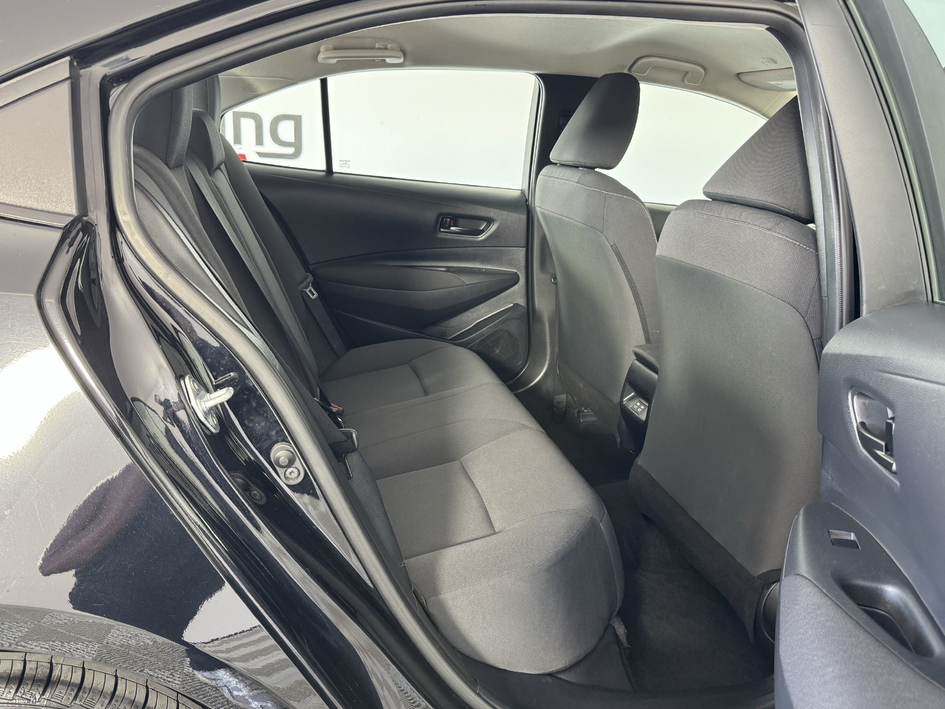 Certified 2025 Toyota Corolla LE FWD image 20