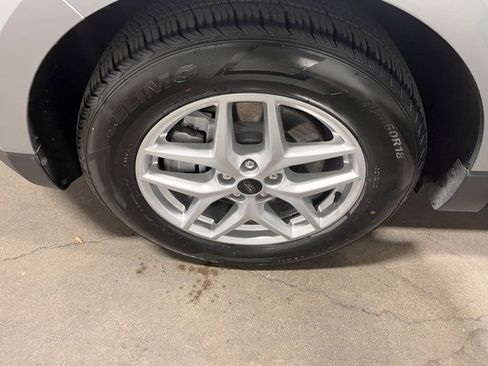 Used 2023 Ford Edge SEL image 29