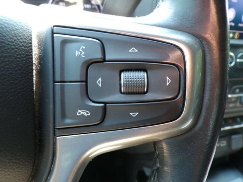 Used 2020 Chevrolet Silverado 1500 RST AWD/4WD image 30