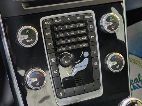 Used 2016 Volvo S60 T5 Premier w/ 19" Sport Package image 21