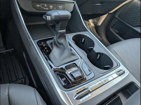 New 2026 Kia Carnival SX w/ SX Dark Edition Package image 13