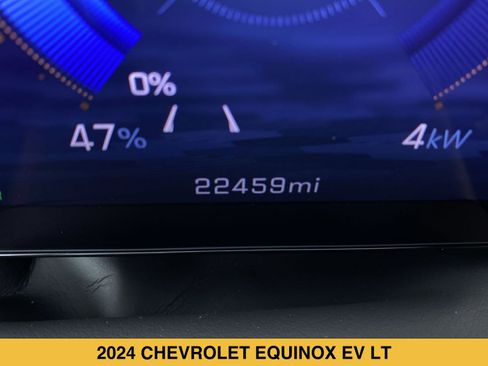 Certified 2024 Chevrolet Equinox EV LT FWD image 4