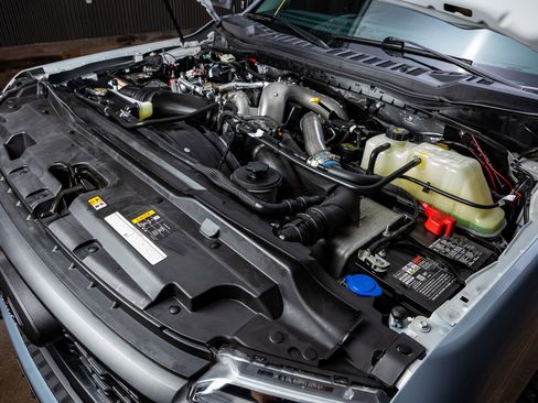 Used 2024 Ford F350 Lariat w/ Sport Appearance Package image 40