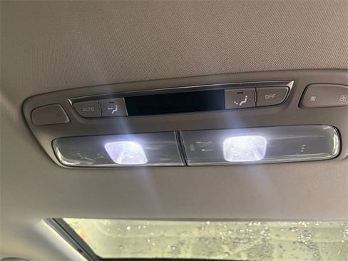 Used 2020 Kia Telluride EX w/ EX Premium Package image 15