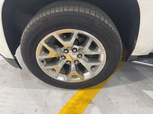 Used 2015 GMC Yukon SLT w/ Open Road Package image 39