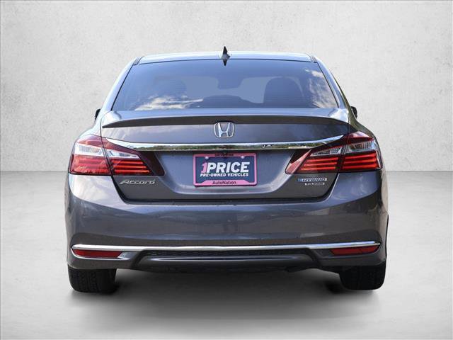 Used 2017 Honda Accord Touring image 6
