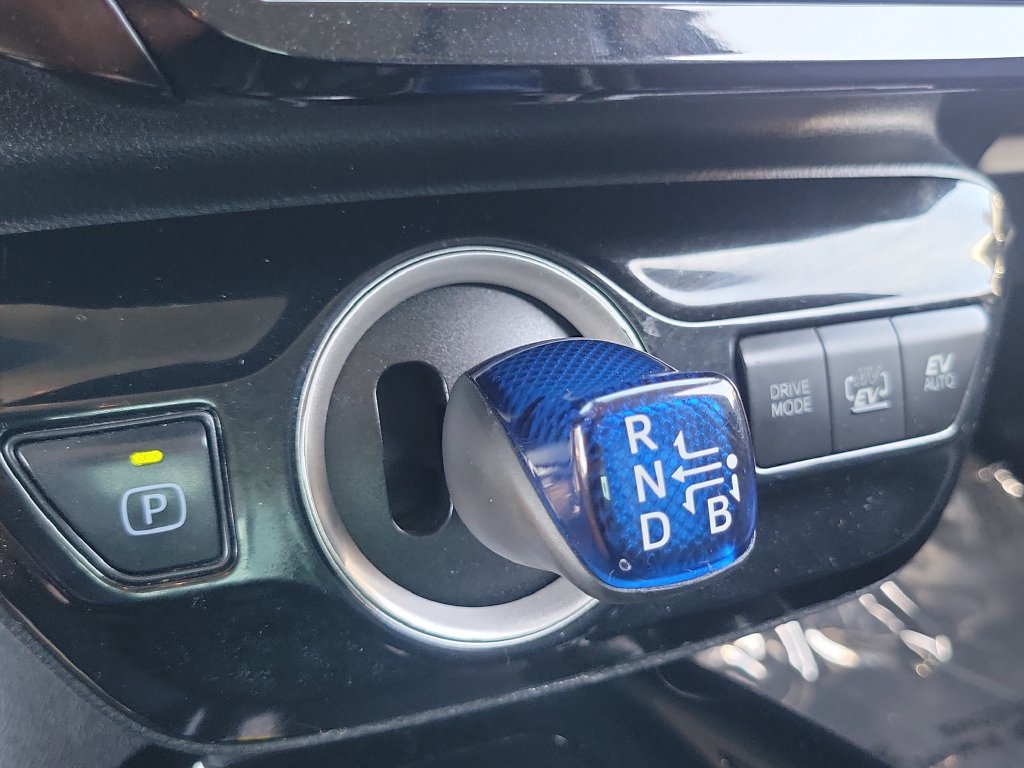 Used 2021 Toyota Prius Prime Limited FWD image 12