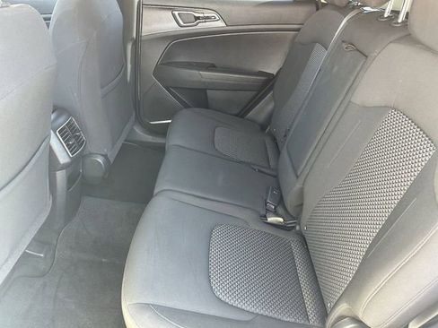 Used 2024 Kia Sportage LX FWD image 18
