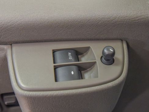 Used 2024 GMC Savana 2500 w/ Driver Convenience Package image 16