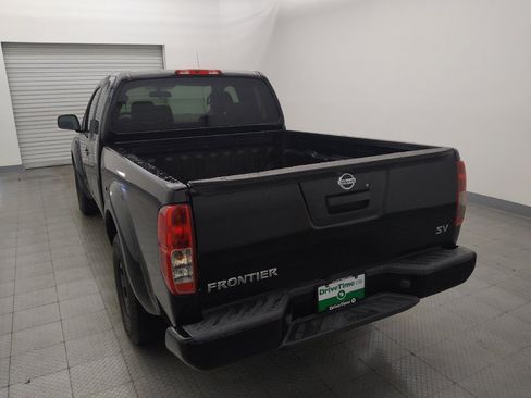 Used 2019 Nissan Frontier S RWD image 6