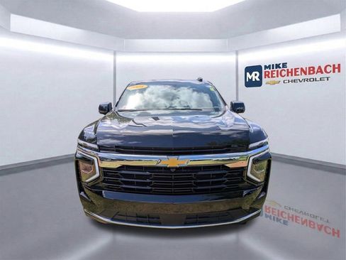 Used 2025 Chevrolet Tahoe LS RWD image 8