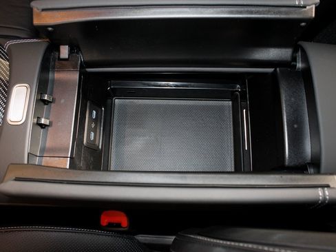 Certified 2024 Mercedes-Benz AMG GT 63 image 27