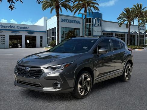 Used 2025 Subaru Crosstrek 2.5i Limited w/ Crosstrek Mirror Package AWD/4WD image 4
