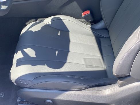 Certified 2024 Mercedes-Benz CLE 300 4MATIC Coupe image 4