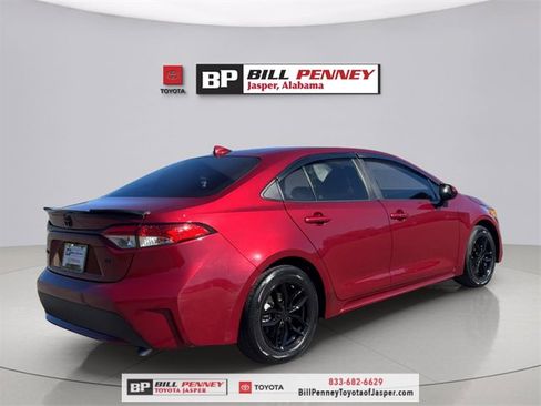 Used 2022 Toyota Corolla LE image 5