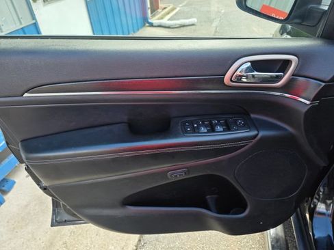 Used 2014 Jeep Grand Cherokee Limited AWD/4WD image 11