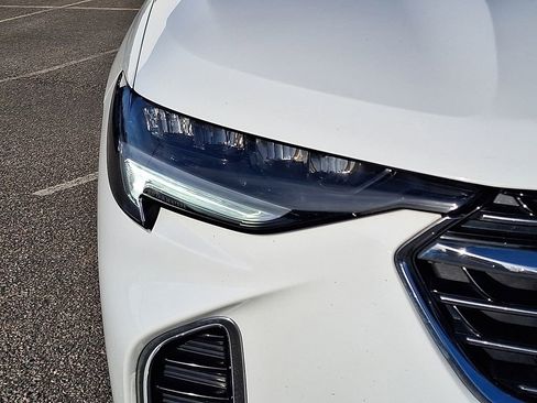 Used 2023 Buick Envision Essence image 12