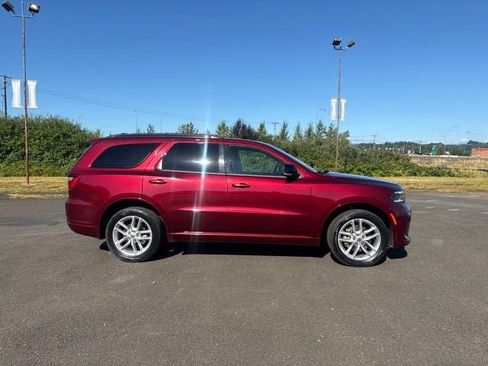Used 2024 Dodge Durango GT AWD/4WD image 11