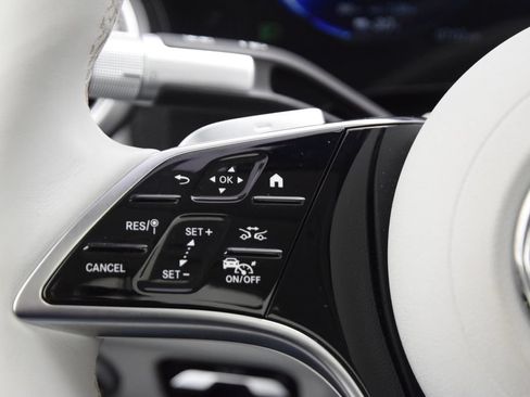 Used 2024 Mercedes-Benz EQS 450+ Sedan image 24