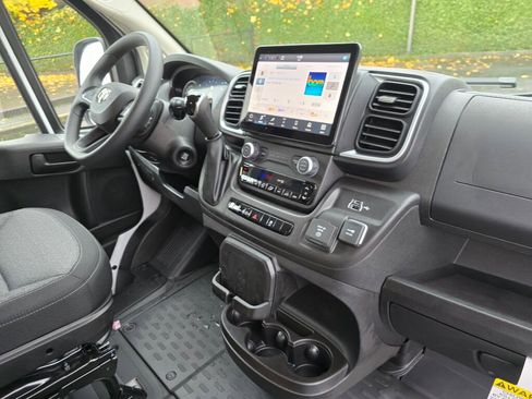 New 2026 RAM ProMaster 3500 w/ Quick Order Package 22G SLT image 19