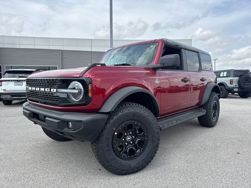 New 2026 Ford Bronco Outer Banks w/ Sasquatch Package AWD/4WD image 8