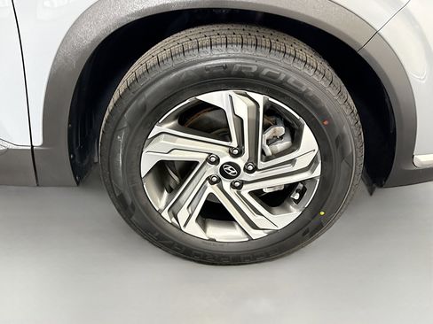 Used 2023 Hyundai Santa Fe SEL FWD image 32