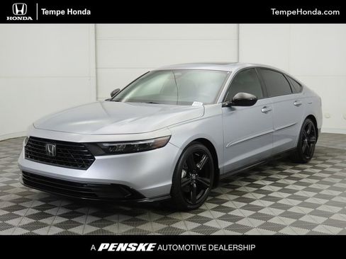 Used 2023 Honda Accord Sport image 1