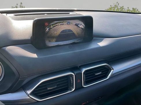 Used 2018 MAZDA CX-5 Touring FWD image 19