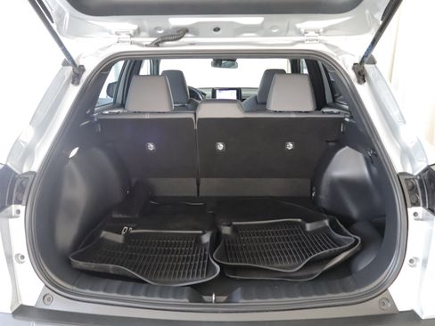 Used 2024 Toyota Corolla Cross AWD Hybrid image 19