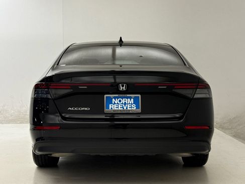 Used 2025 Honda Accord LX image 8