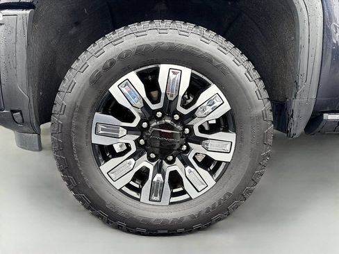 Certified 2024 GMC Sierra 3500 Denali w/ Denali Reserve Package AWD/4WD image 36