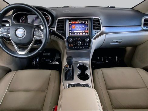 Used 2017 Jeep Grand Cherokee Limited AWD/4WD image 16