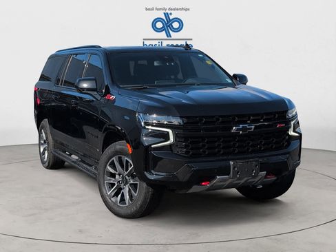 Used 2023 Chevrolet Suburban Z71 image 33