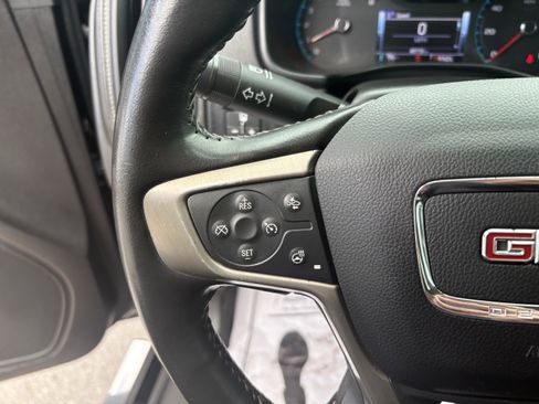 Used 2018 GMC Canyon Denali image 30